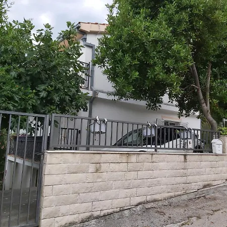 Jungle Jam Apartment Trogir Exterior photo